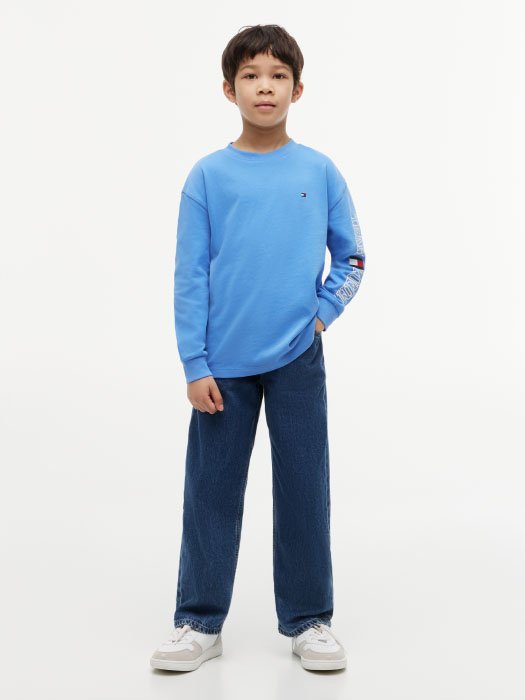 Jongensoutfit uit de kinderkledingcollectie